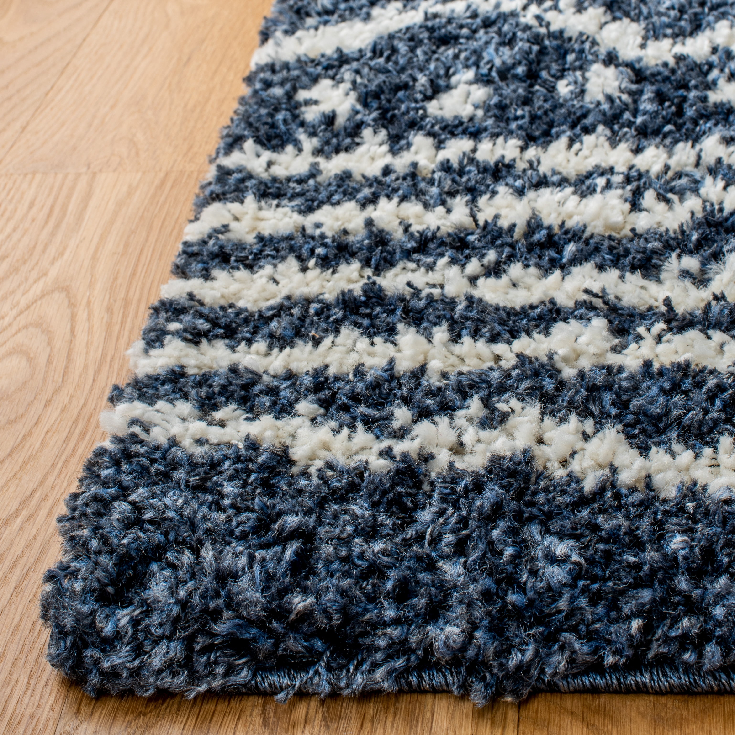 Safavieh Arizona Teagan Geometric Shag Area Rug, Slate Blue/Ivory, 6' x 8'