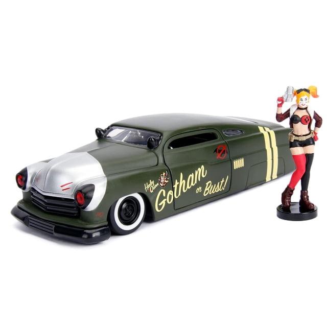Coche fundido a presión Jada Toys 1951 Mercury a escala 1/24 con Harley Quinn