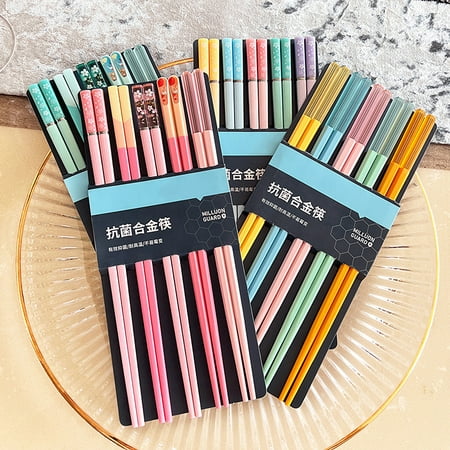 

Riguas 5 Pairs Reusable Plastic Chopsticks BPA-Free Dishwasher-Safe Non-Slip Fiberglass Chopsticks Chinese Japanese Chopstick Gift Set