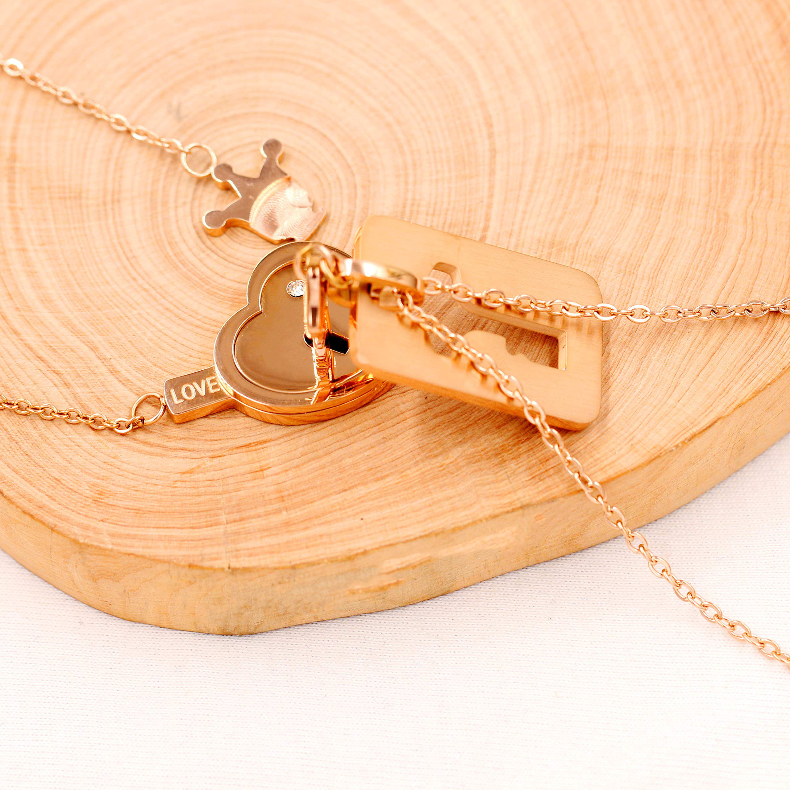 Solid White Gold Swirl Rectangle Keyhole Padlock Pendant Necklace