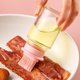 thumbnail image 1 of Cepillo para botella de aceite, cepillo para bombillas de barbacoa, cepillo para aceite de silicona, botella dispensadora de aderezo de aceite de oliva (rosa) ER, 1 of 5