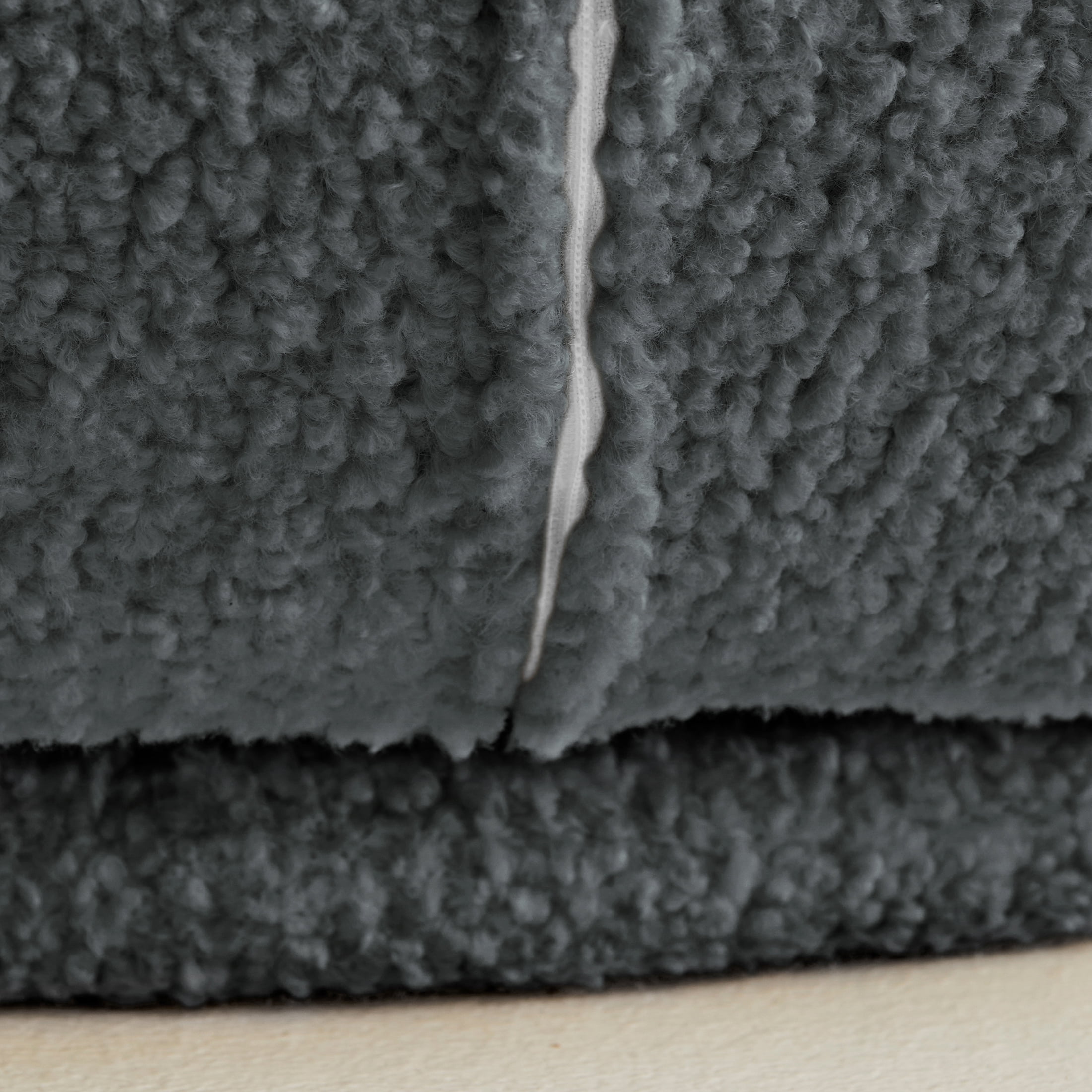 Better Homes & Gardens Mira Swivel Chair, Gray Shearling  (图4)