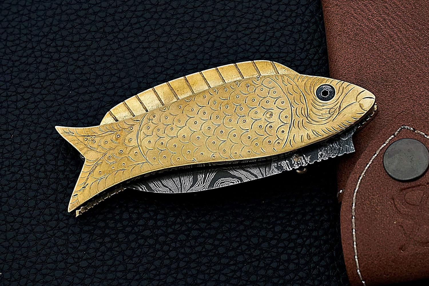 Smart & Sharp Custom Handmade Damascus Steel Fish Knife/Folding Knife/Pocket Knife SS-17370(Brass Engraved Handle)