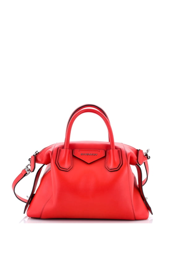 Pre-Owned Antigona Soft Bag Leather Small By Rebag