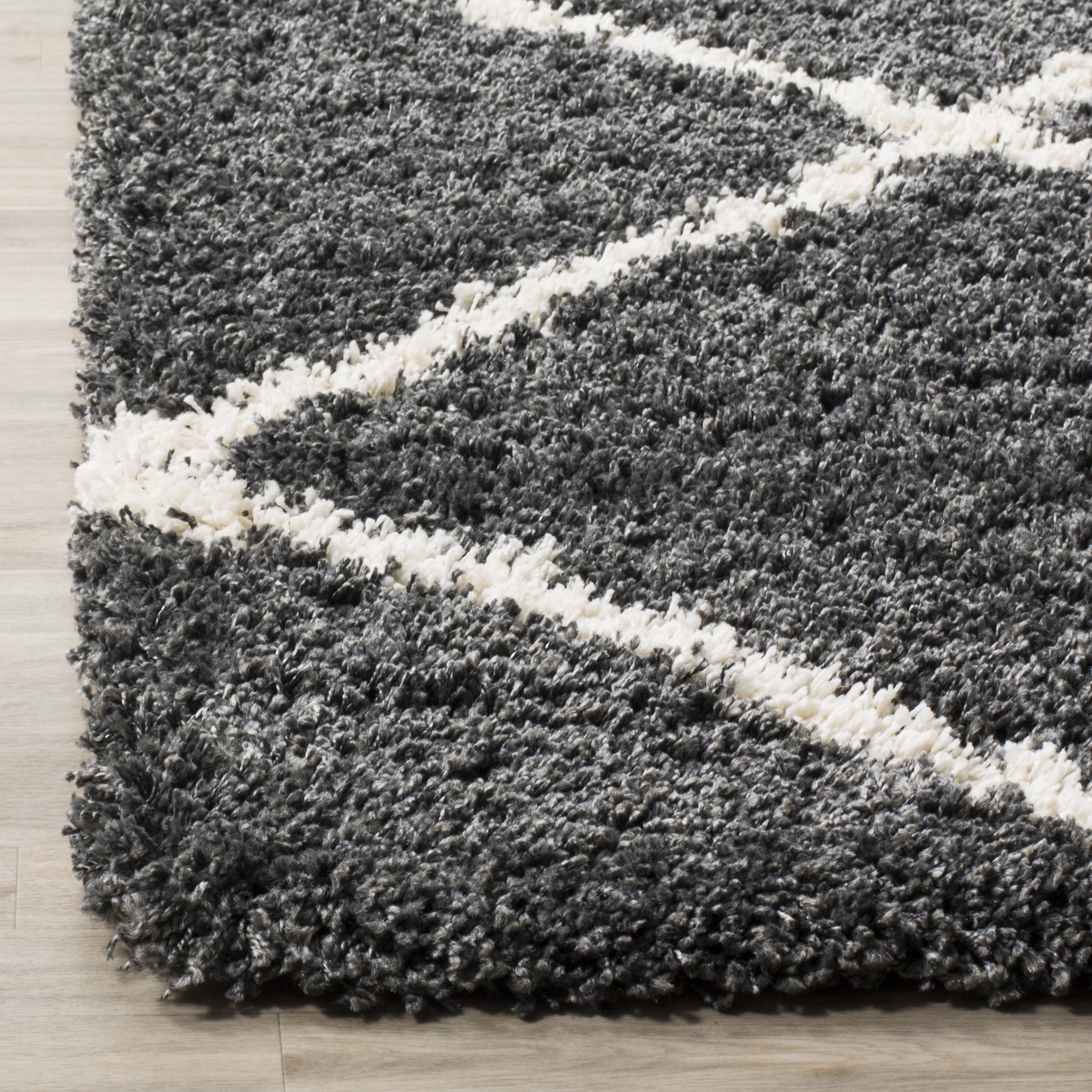 SAFAVIEH Hudson Amias Plush Geometric Shag Runner Rug, Dark Grey/Ivory, 2'3" x 14'