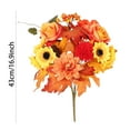 thumbnail image 2 of «Girasol otoñal con rosas y hojas de arce para decoraciones festivas», 2 of 4