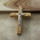 thumbnail image 3 of Crucifijo de Madera de Olivo Holyland Crafted Art 4.5' Hecho a mano en Jerusalén, 3 of 3