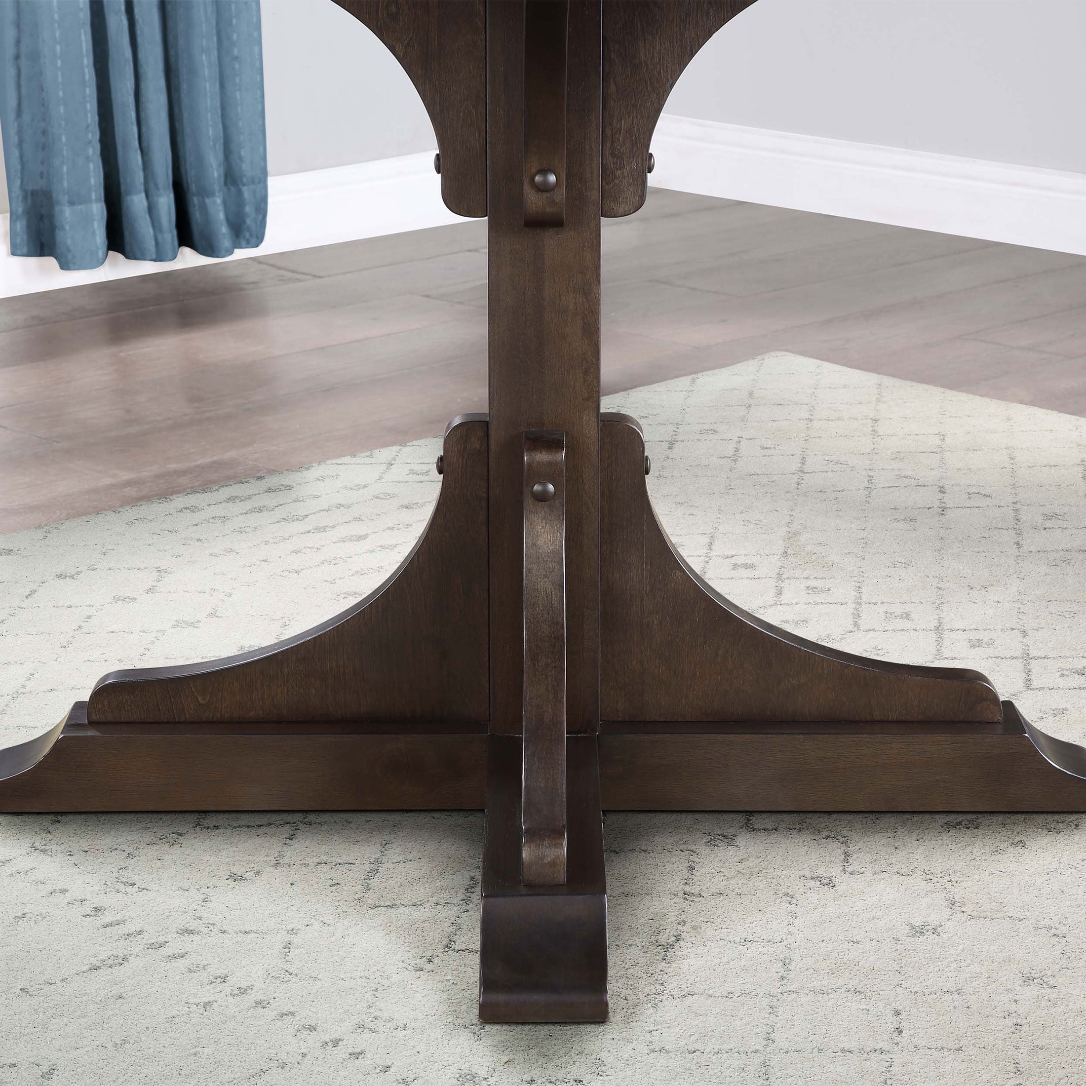 Better Homes Gardens Canton Round Dining Table Tobacco Oak