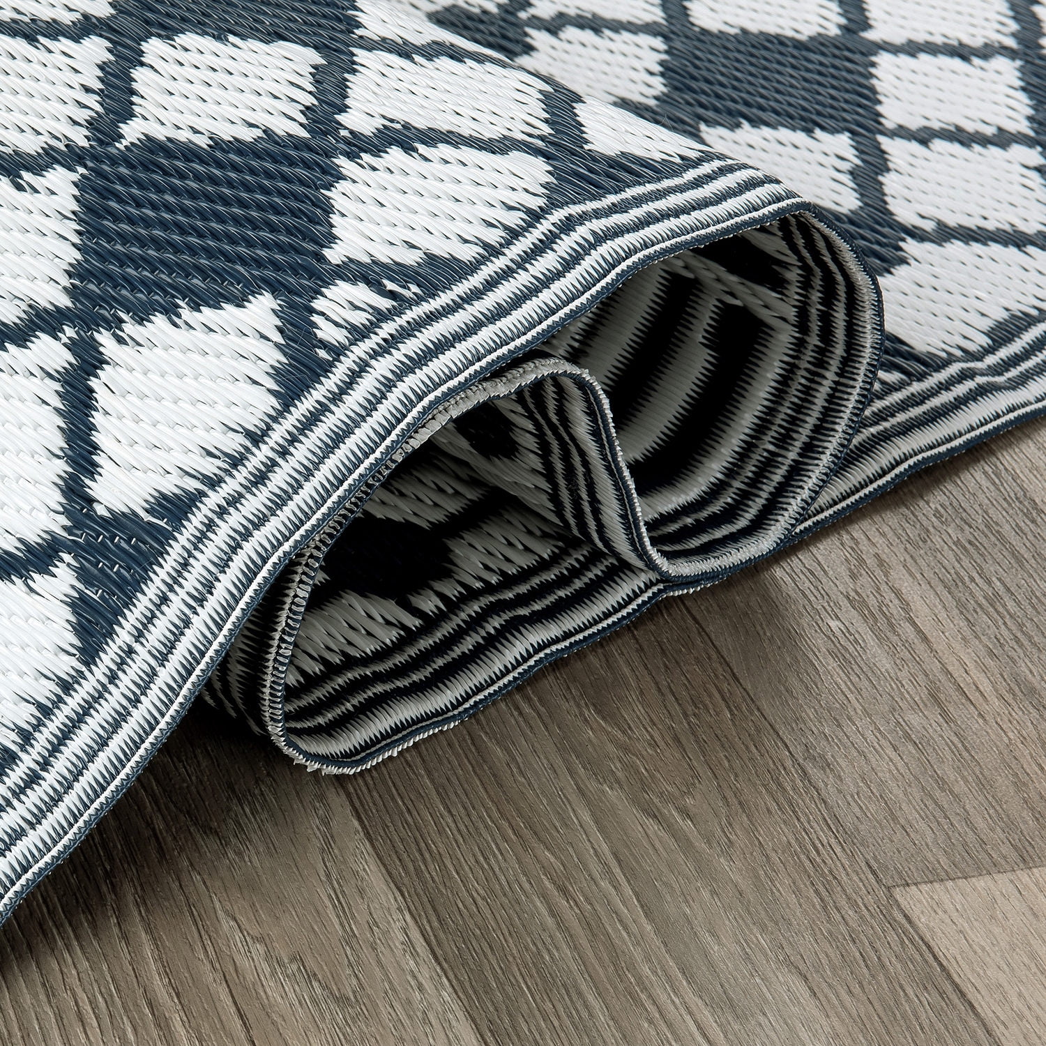 World Rug Gallery Contemporary Bohemian Geometric Reversible Recycled Plastic Outdoor Picnic Mat, Camping Rug, RV Rug - NAVY 5'x7'
