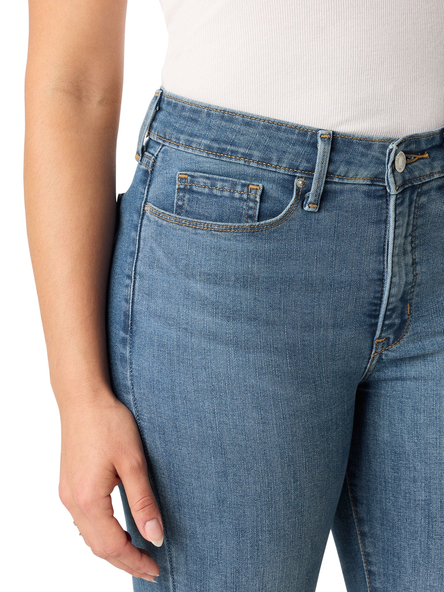 Levi Strauss Signature Women's Mid Rise Capri