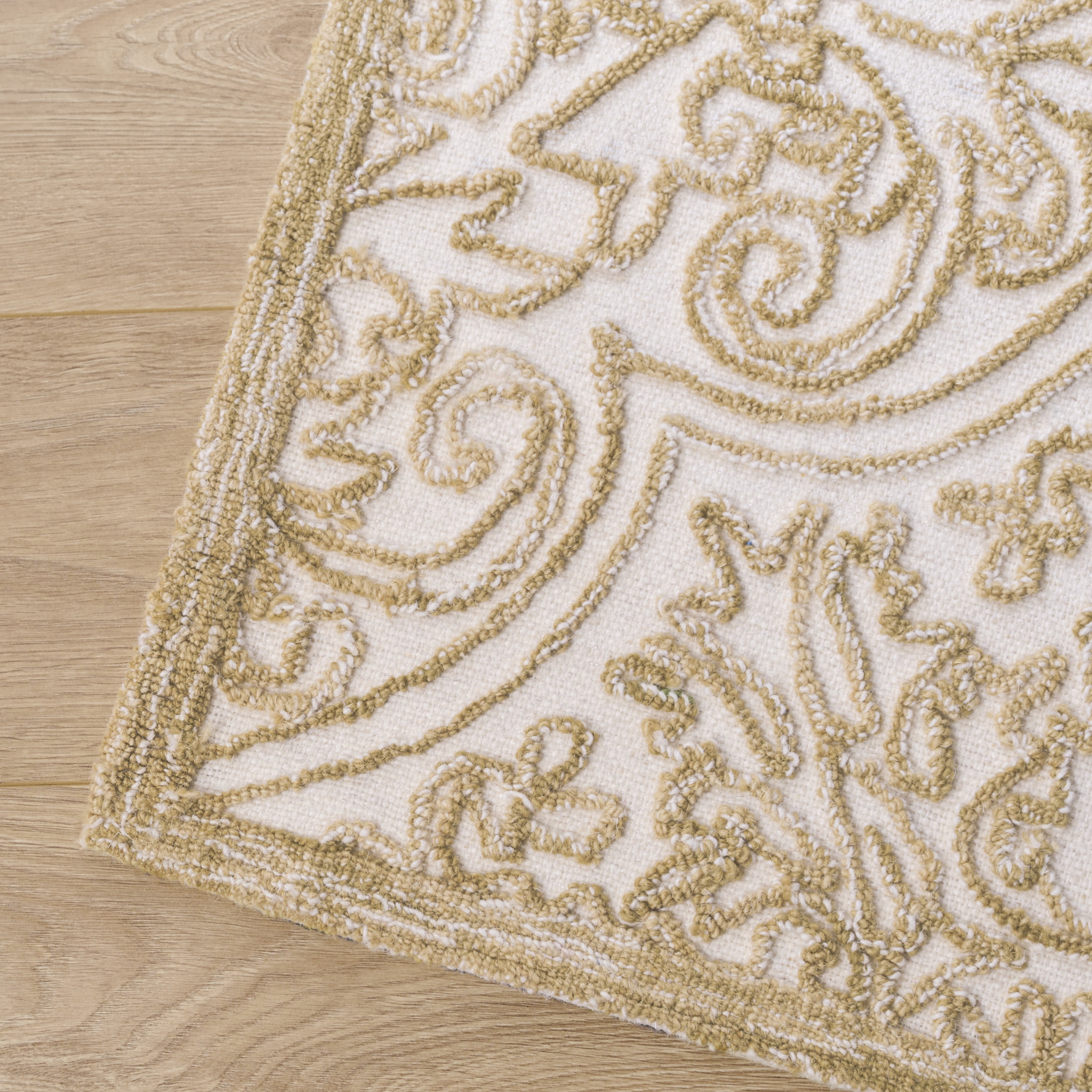 Safavieh Martha Stewart Trace Justina Floral Area Rug, Ivory/Olive, 8' x 10'