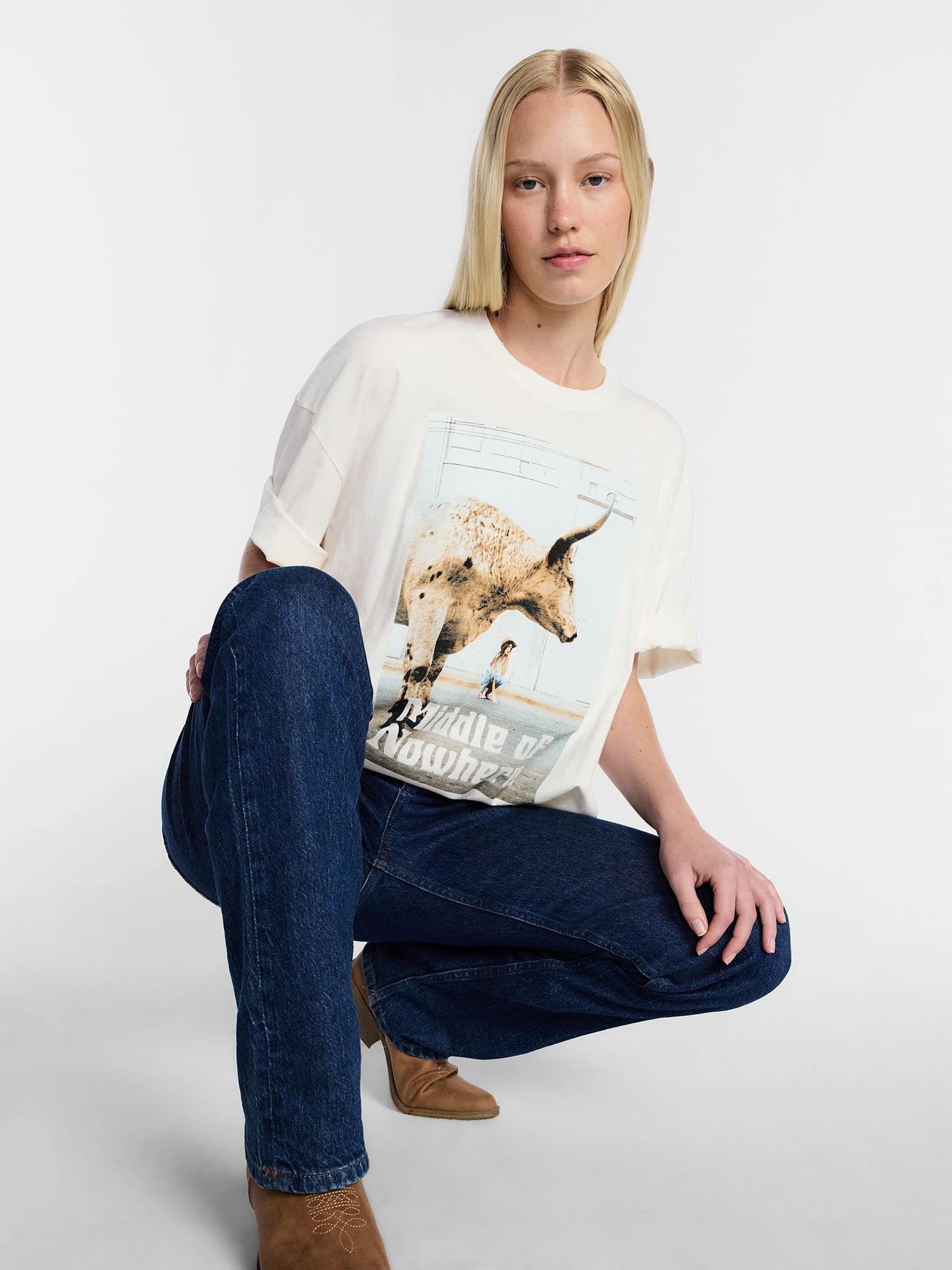 Kacey Lee Women's Middle of Nowhere Graphic Tee with Short Sleeves, Sizes XS-XXL