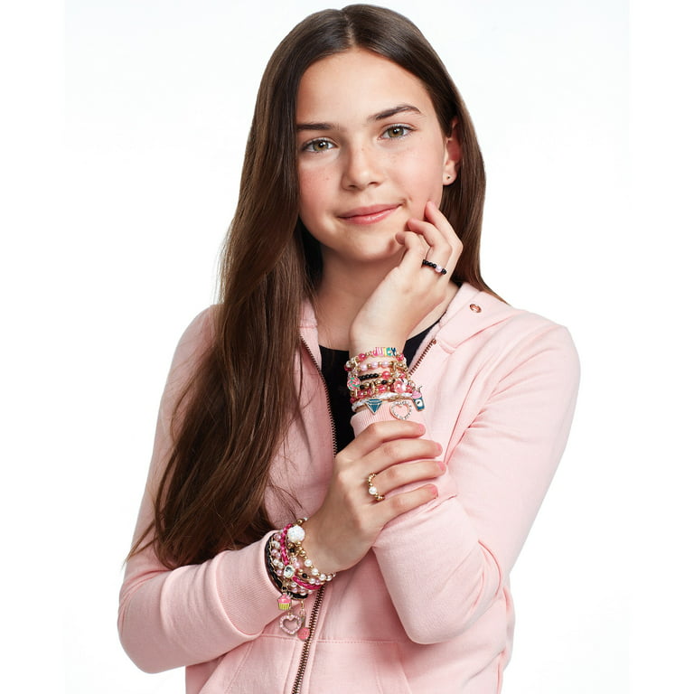 Juicy Couture Pink & Precious DIY Bracelets Kit - Create 10 Unique Charm  Bracelets, 464 Pieces,10 Juicy Charms, Kids Age 8+ 