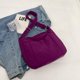 thumbnail image 3 of Bolso bandolera para mujer, bolso de hombro acolchado de Color sólido para viajes al aire libre, 3 of 7