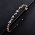 thumbnail image 4 of Nvzi Horquillas para el pelo de boda con flores para novias, peinetas con perlas de cristal, pinzas para el pelo, tocado, accesorios para el pelo de boda dorados, joyas - doradas, 4 of 4