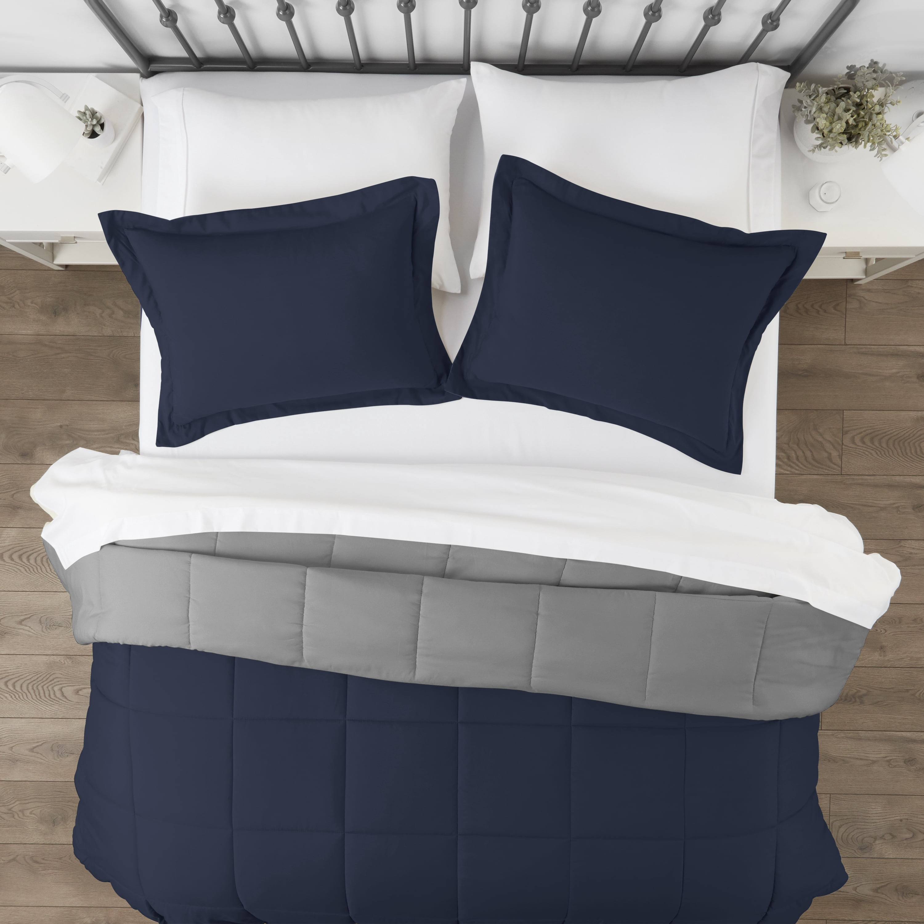 Noble Linens Soft 3-Piece Navy & Gray Reversible All Season Lightweight Down Alternative Comforter Set, King/Cal King