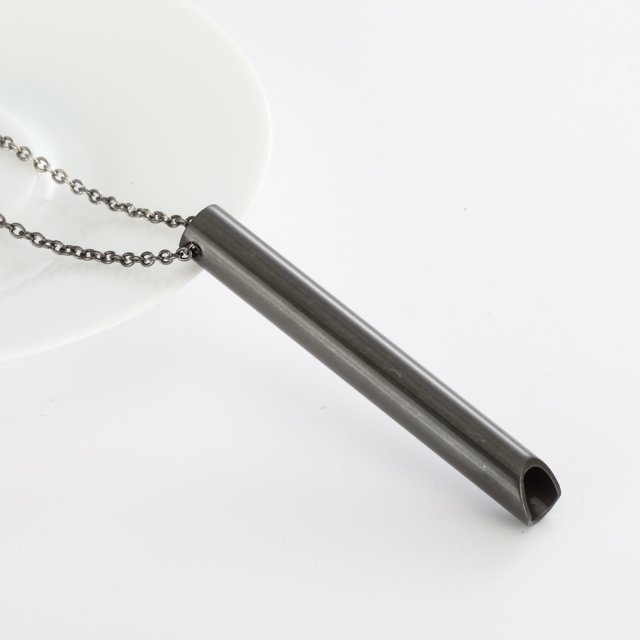 Colgante de meditación con silbato que ajusta la respiración y alivia la descompresión Collar con tubo redondo estereoscópico