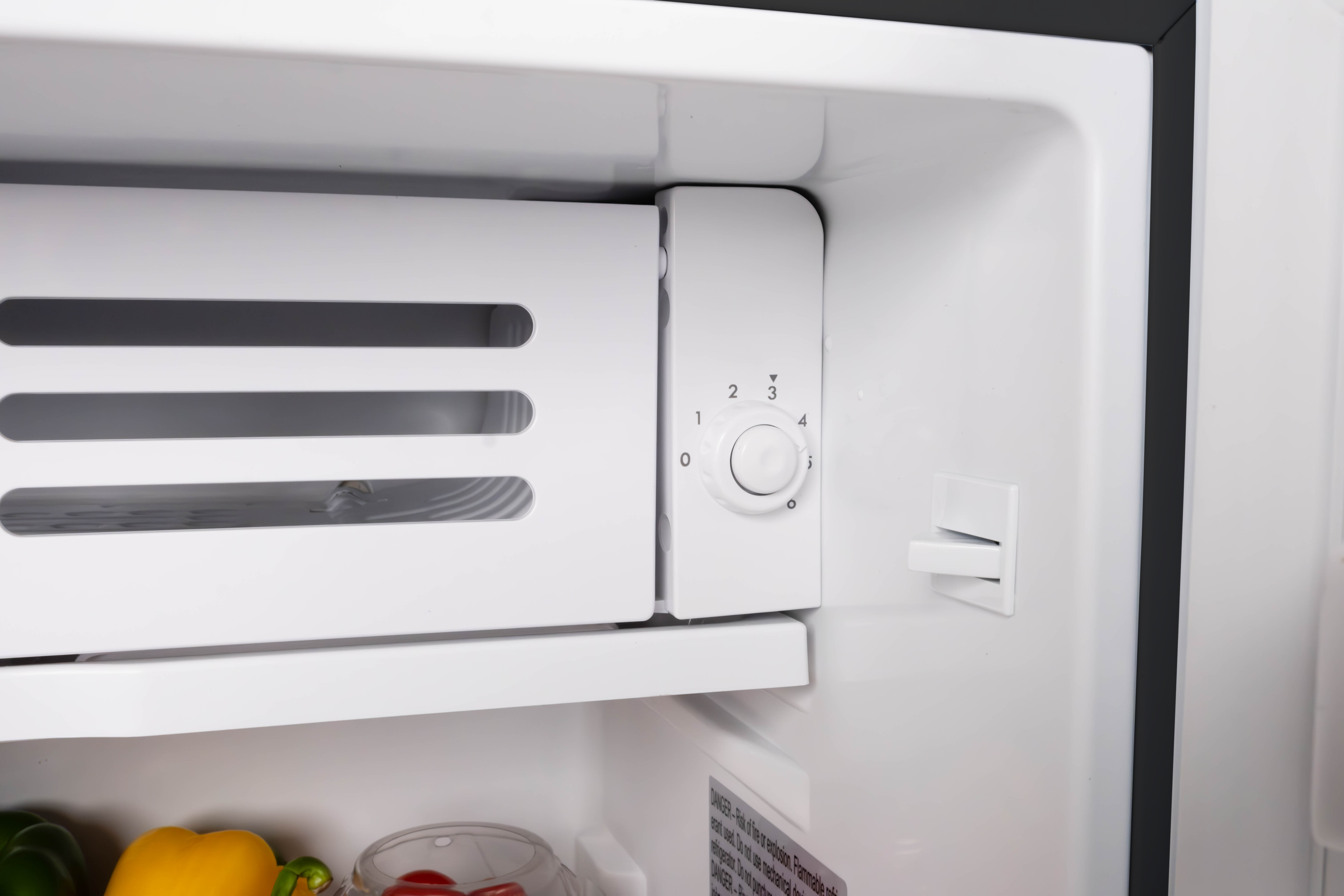 Frigidaire 3.2 Cu. ft. Retro Compact Refrigerator, Mini Fridge with Chiller Compartment, Black