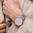 thumbnail image 4 of Correa de reloj de malla de acero inoxidable ZHAOCHENG 20 mm plata, 4 of 5