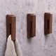 thumbnail image 4 of Ganchos para toallas de madera - Juego de 3 toalleros vintage autoadhesivos Toalleros de madera montados en la pared para decoración del hogar del baño y la cocina - Secado rápido, reduce el, 4 of 5
