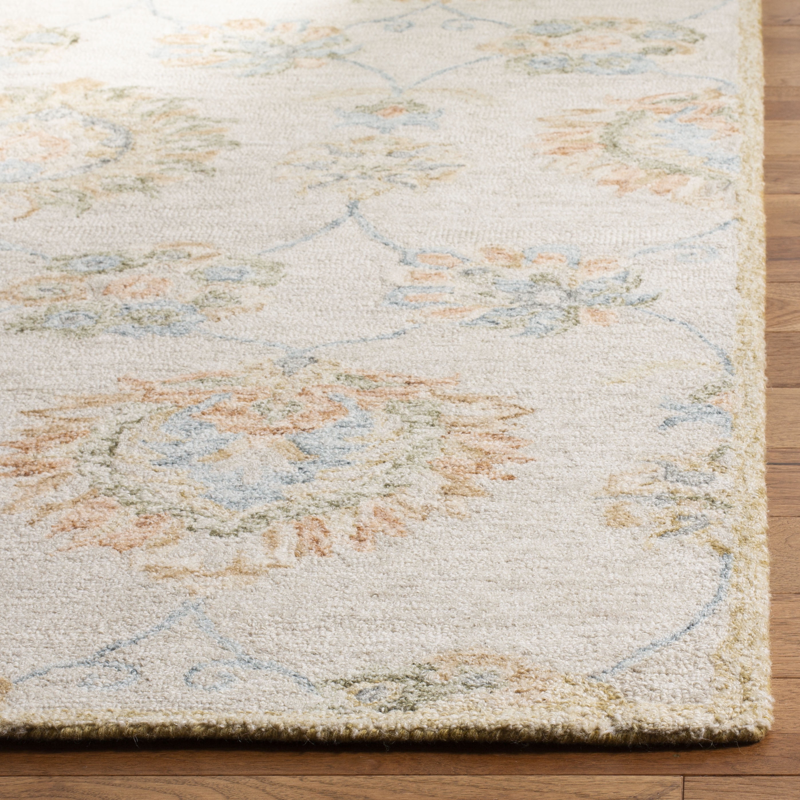 SAFAVIEH Blossom Hannah Floral Flowers Wool Runner Rug, Beige/Sage, 2'3" x 8'