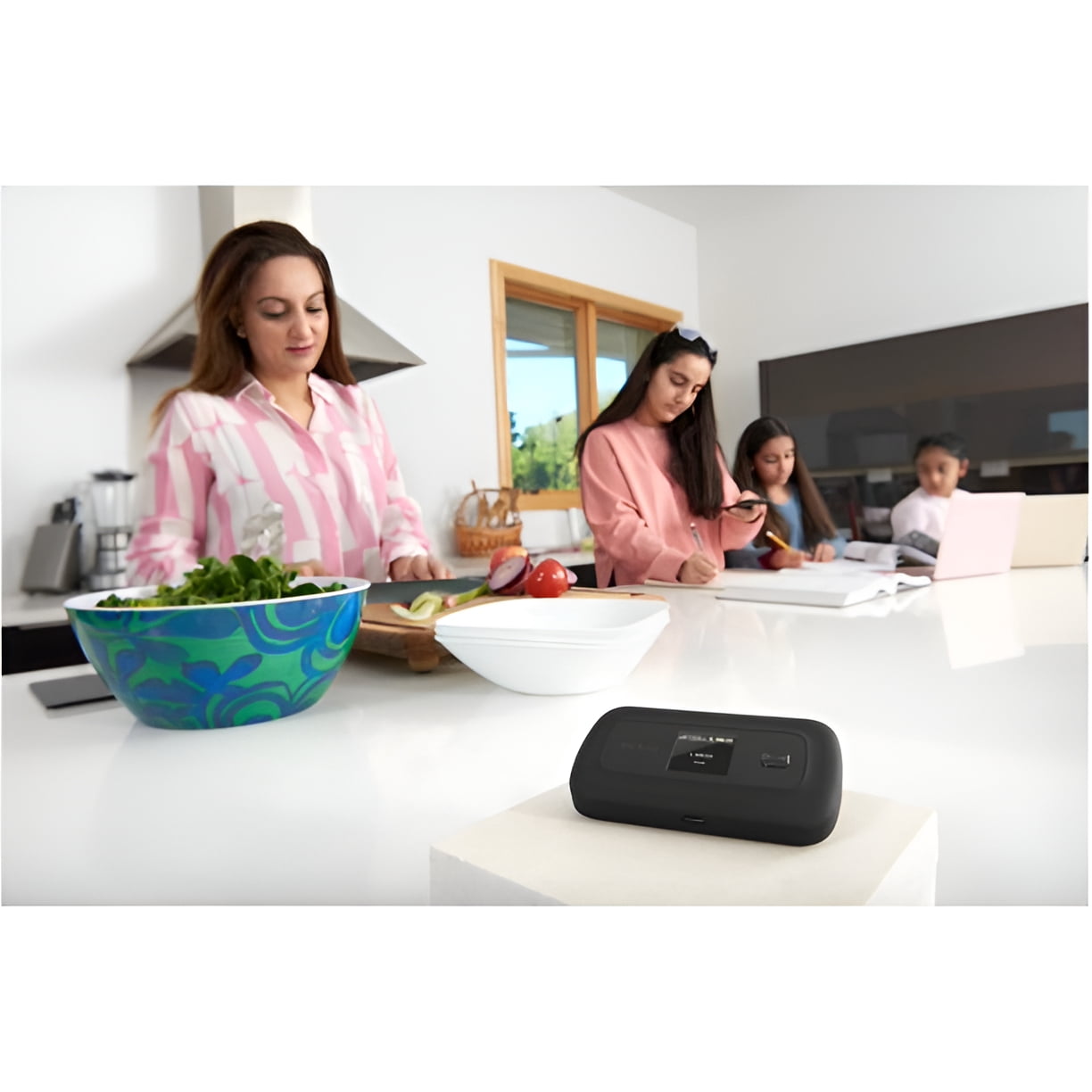 Verizon | Orbic Speed Mobile Hotspot | Up to 12 Hours Usage |4G LTE | Brand New