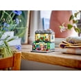 thumbnail image 4 of LEGO Magasin de Fleurs Édition Limitée 40680, 338 Pcs, 4 of 5