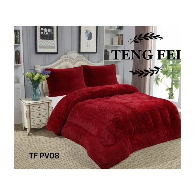 Manta Furry Winter Bordeaux TF 1.5, cuadrada, 230 x 250 cm, 2 unidades manta bordeaux peluda para cama 2 plazas; vista frontal centrada de edredón y dos fundas de almohadilla 50 x 70 cm, textura peluda y esponjosa visible, incluye empaque plástico con cierre y no reversible. También suele usarse para añadir una capa extra de confort en salas de descanso.