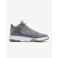 thumbnail image 2 of Zapatillas de baloncesto Nike Jordan Max Aura 2 para hombre, color gris medio, 2 of 8