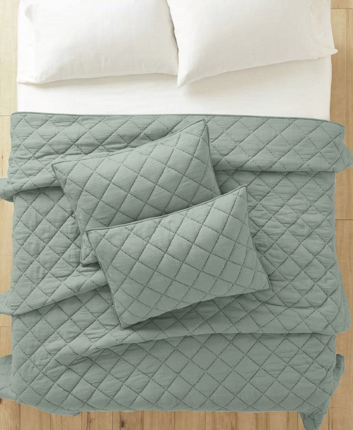 Better Homes & Gardens Diamond Gauze Quilt, Sage, Full/Queen, All Ages