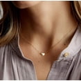 thumbnail image 2 of Collar con colgante de corazón con las 26 letras del alfabeto de la A a la Z, regalo de San Valentín para ella, collar personalizado chapado en oro para niñas y mujeres, 2 of 5