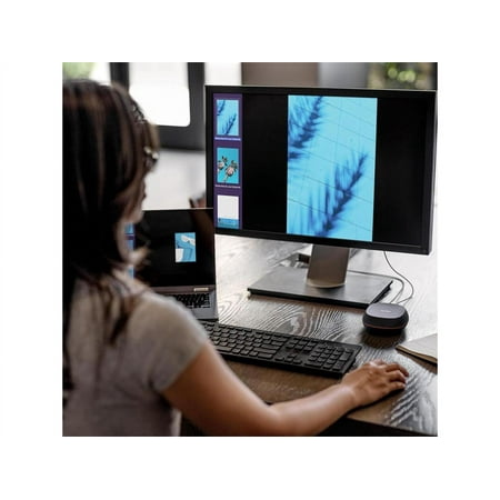 SanDisk - 8TB  Desk Drive  USB Type-C Desktop External SSD - Black