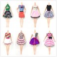thumbnail image 3 of Bewildely Color al azar corto hermosa muñeca niñas ropa vestido Casual encantador juguete faldas accesorio para niños Muñecas y casas de muñecas, 3 of 6