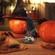 thumbnail image 5 of Estatua aterradora de Halloween Fiudx con ramas de cuervo postura espeluznante y realista, 5 of 7