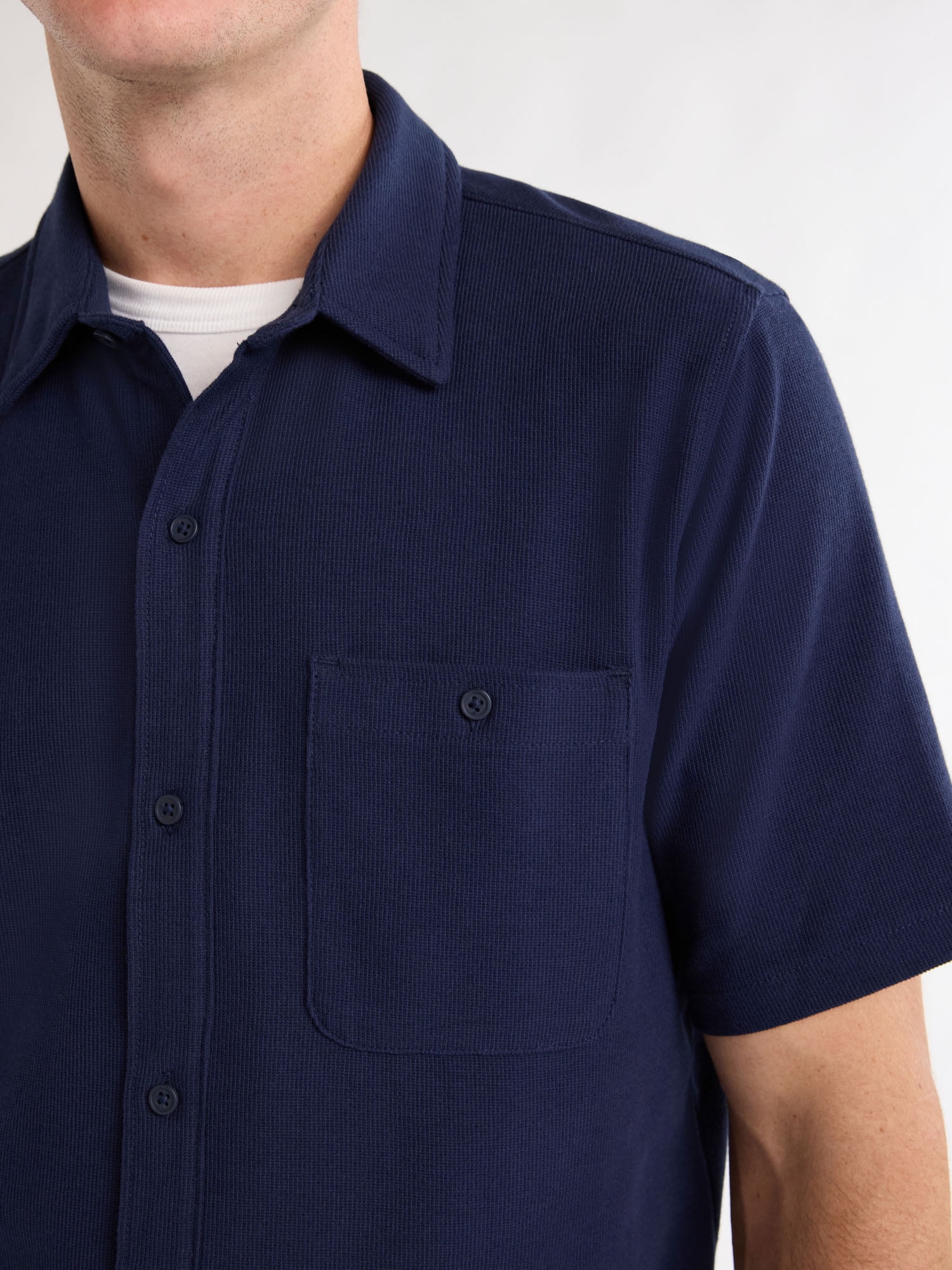 Free Assembly Men's Waffle Knit Button-Up Shirt with Short Sleeves, Sizes XS-3XL
