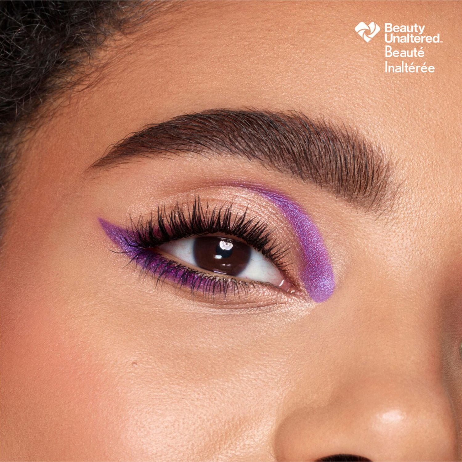 COVERGIRL Lash Blast Fusion Mascara, Water Resistant, Longer, Fuller Looking Lashes, with Fiberstretch Properties, Oversized Brush, 100% Cruelty-Free
