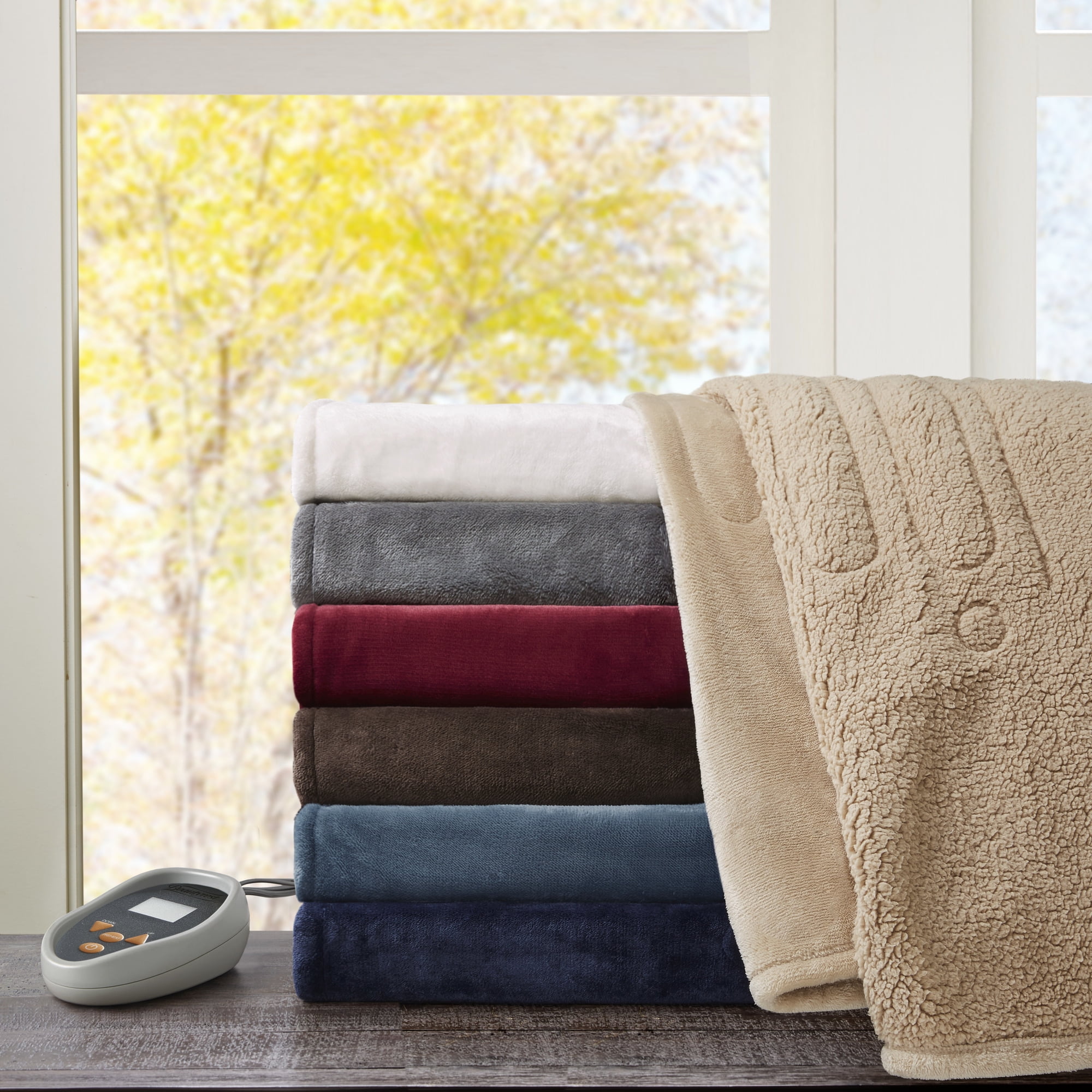 Beautyrest Heated Microlight to Berber Solid Blanket, Twin, Grey