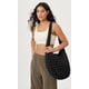 thumbnail image 2 of Bolsa de mano acolchada ODODOS para mujer, color negro, 2 of 6