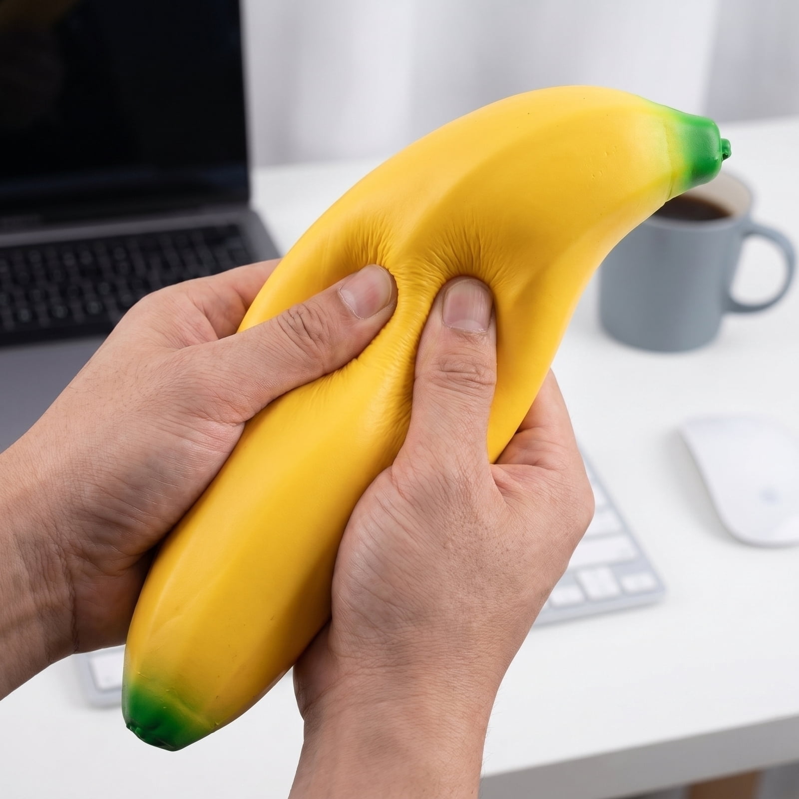 Banana Stress Toys Banana Stretchy Toys PU Relief Stress Balls Classroom Birthday Xmas Gifts Tiny Party Supplies for Relief Party Favors Bag Fillers