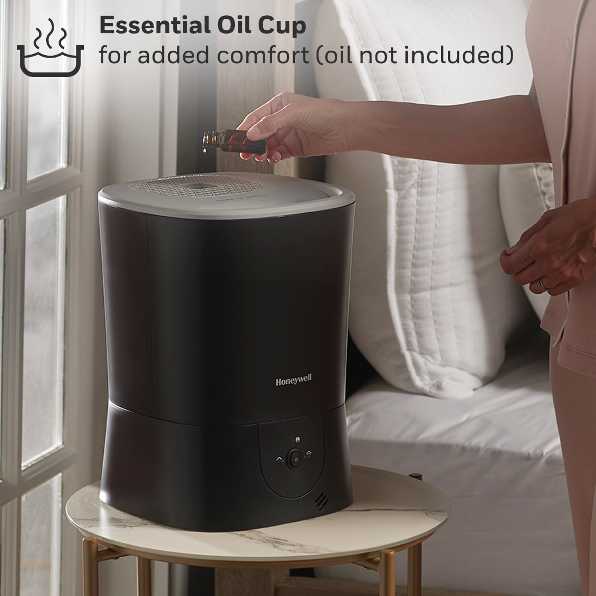 Honeywell 1.5 gal. 500 sq ft Filter Free Warm Mist Humidifier with Essential Oil Cup, Black, HWM440