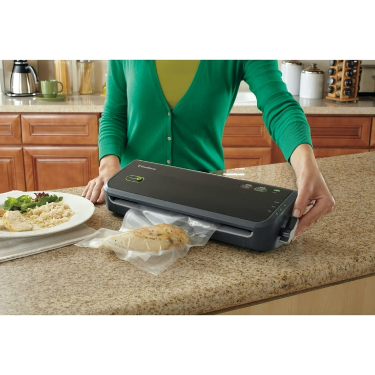 新品！フードセーバー　Food Saver FM2000 Free Shipping! FoodSaver Vacuum Sealer System with Starter