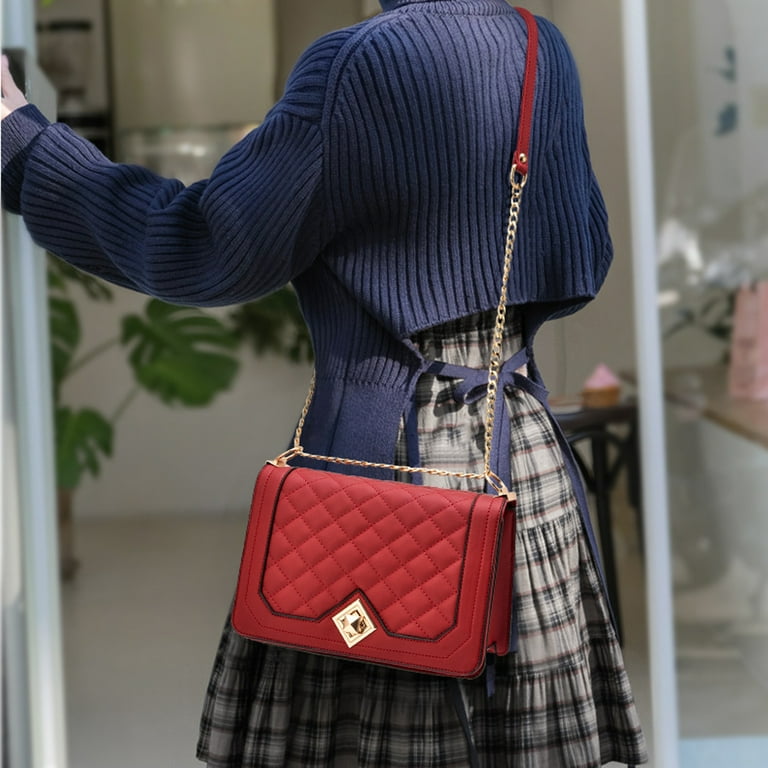 Purse PU Leather Quilted Handbags with Gold Chain Strap
