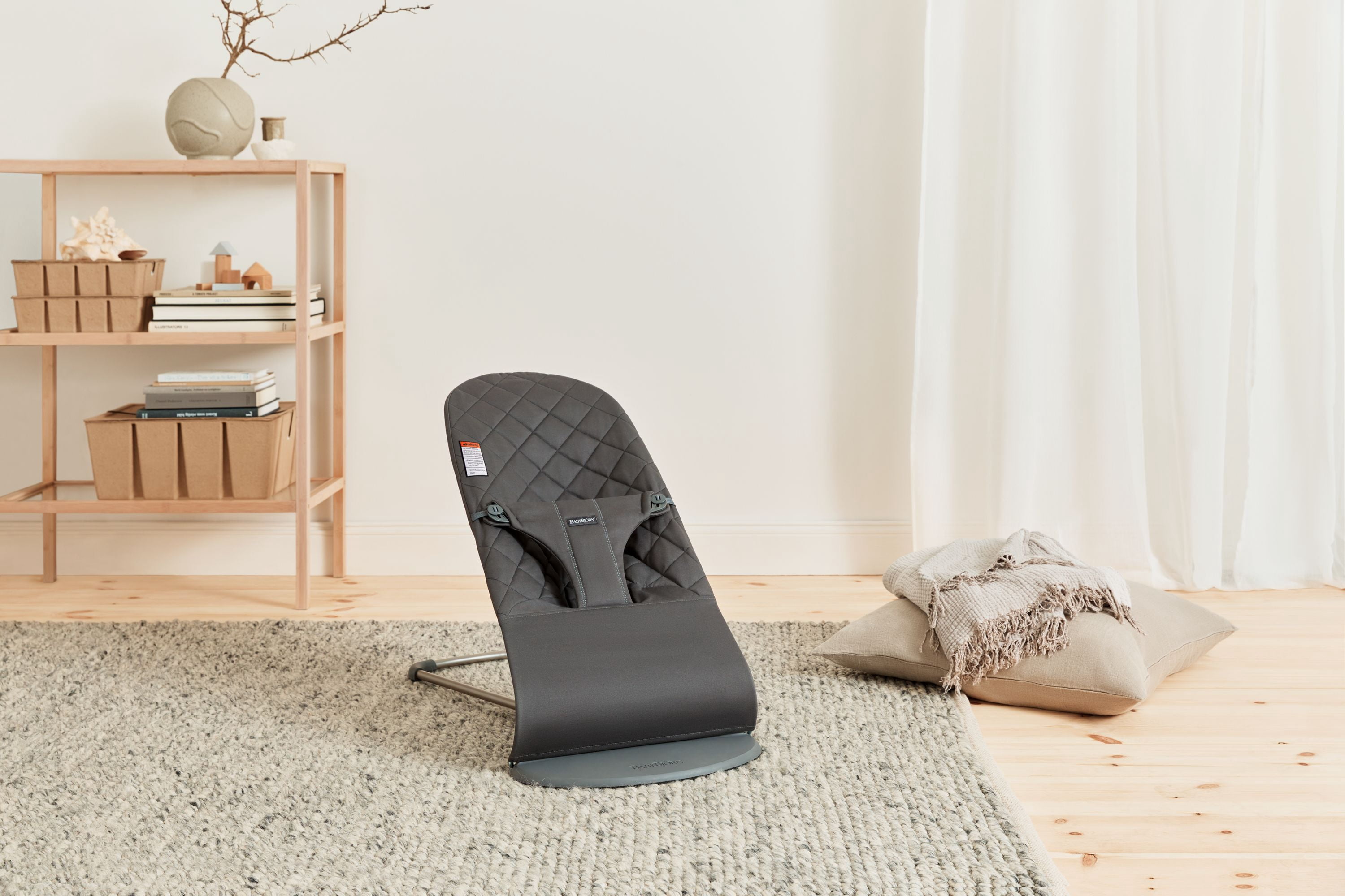 BabyBjorn Bouncer Bliss Baby Bouncer, Woven, Classic Quilt, Black