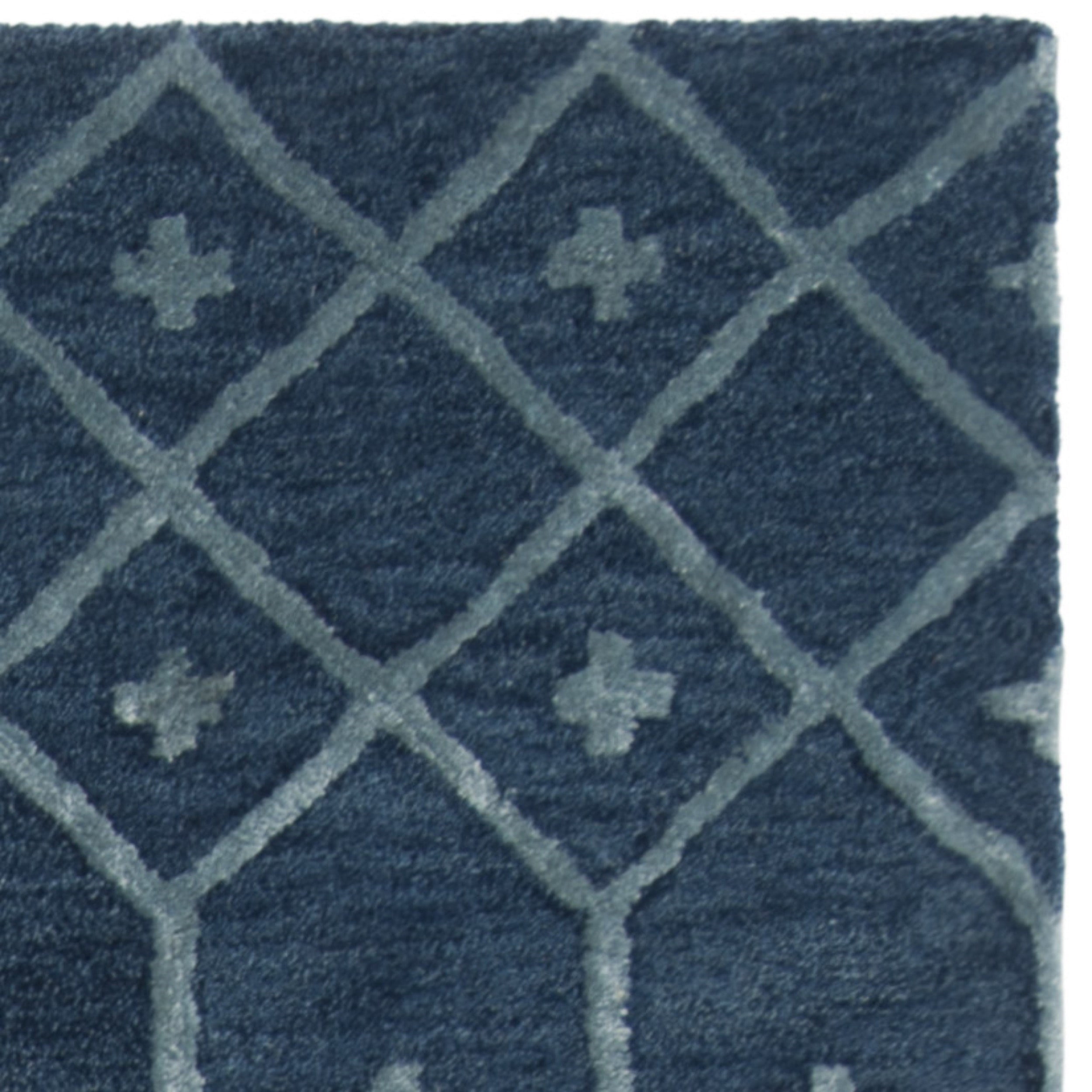 SAFAVIEH Himalaya Darin Geometric Wool Area Rug, Navy/Silver, 3' x 5'