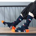 thumbnail image 3 of 8 pares de calcetines de hombre adulto de moda de talla grande, de tubo medio alto, con efecto tie-dye, de panel plano, transpirables y absorbentes del sudor, 3 of 5