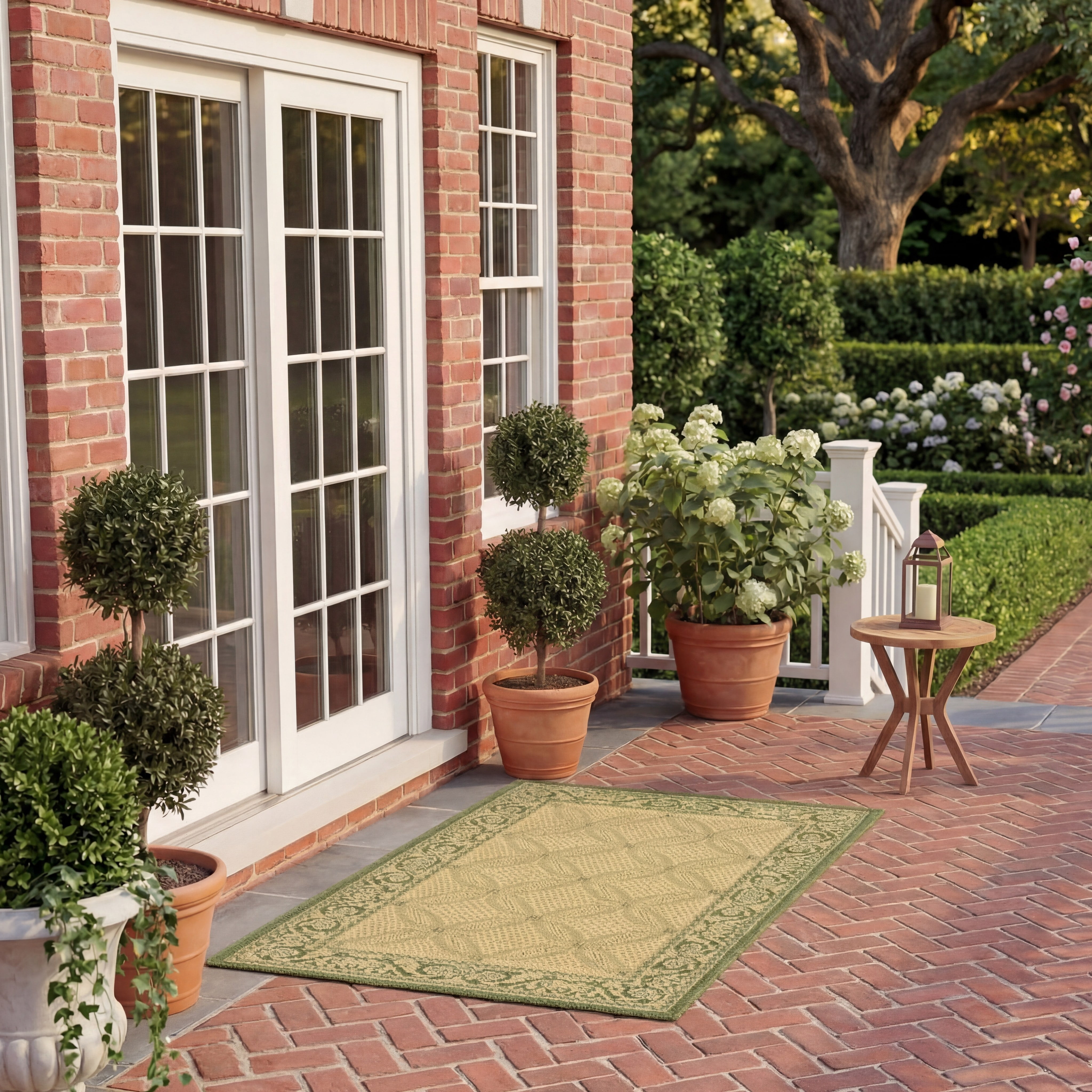 Safavieh Courtyard Gaus Oriental Indoor/Outdoor Area Rug, Natural/Olive, 4' x 5'7"