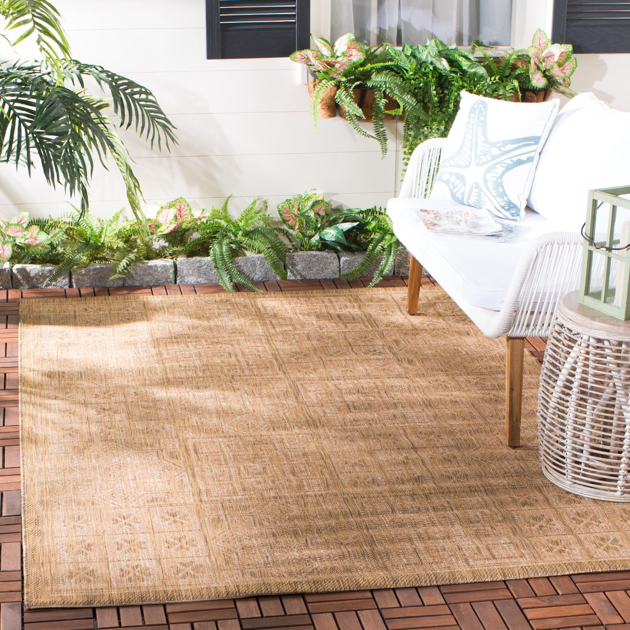 Safavieh Courtyard Alex Geometric Indoor/Outdoor Area Rug, Gold/Natural, 9' x 12'
