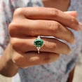 thumbnail image 2 of Women's Gorgeous Party Wear Ring In 1.75 Ct Oval Cut Simulated Green Emereald 925 Silver, 2 of 2