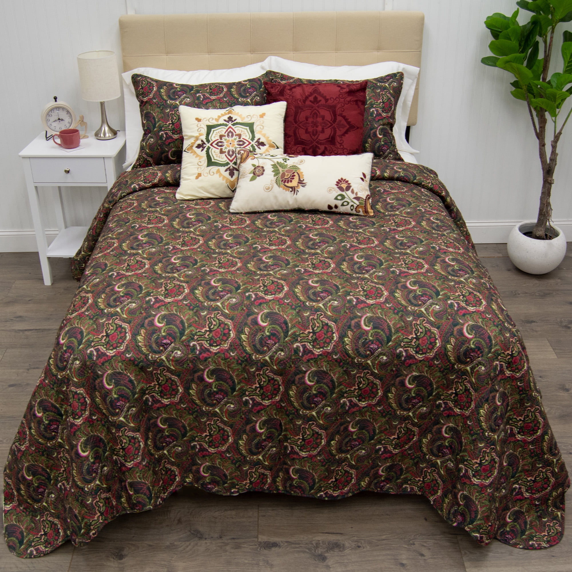 Donna Sharp Spice Postage Stamp UCC Patchwork Queen Quilt