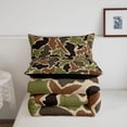 thumbnail image 5 of meiyoeat Retro Camo Print King Size Comforter Sets For Boys,Wild Animal Mallard Duck Comforters King Size For Kids, Brown Green,Black Reversible,3-Piece, 5 of 7